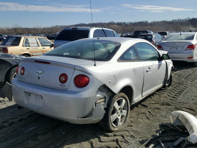 1G1AK18F787120550 - 2008 CHEVROLET COBALT LS SILVER photo 4