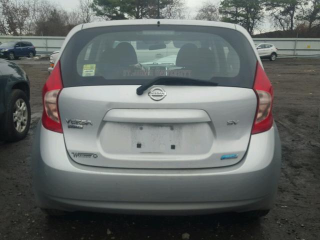 3N1CE2CP9EL404401 - 2014 NISSAN VERSA NOTE SILVER photo 9