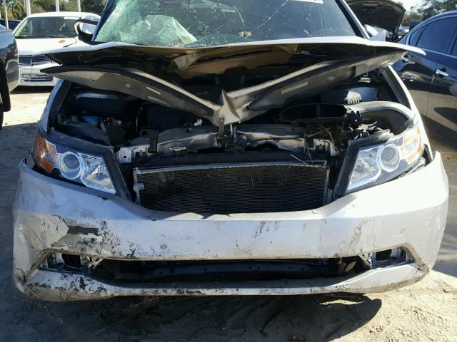 5FNRL5H6XEB117291 - 2014 HONDA ODYSSEY EX SILVER photo 9