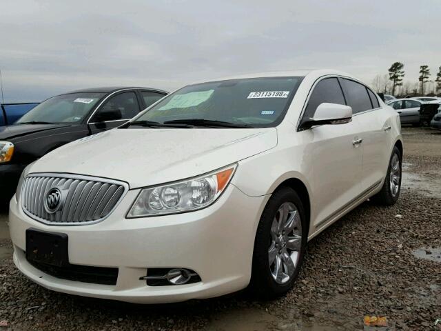 1G4GE5ED3BF326590 - 2011 BUICK LACROSSE C WHITE photo 2