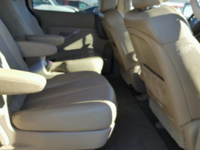 KNDMB233686199349 - 2008 KIA SEDONA EX WHITE photo 6