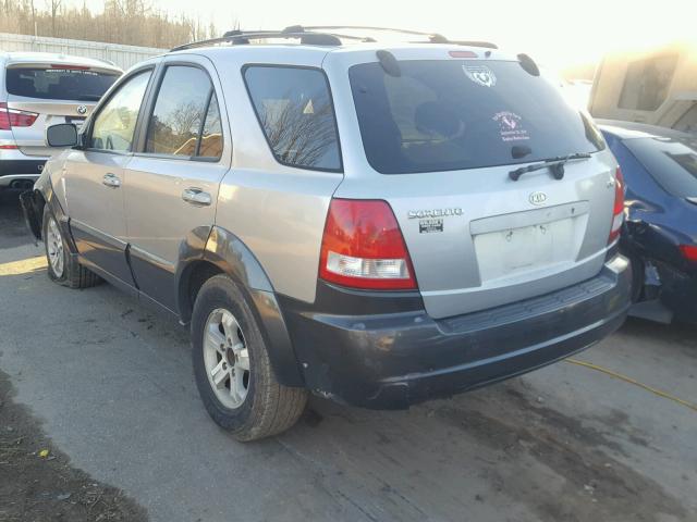 KNDJD733445224307 - 2004 KIA SORENTO EX SILVER photo 3