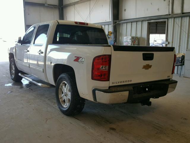 1GCPKTE77CF175881 - 2012 CHEVROLET SILVERADO WHITE photo 3