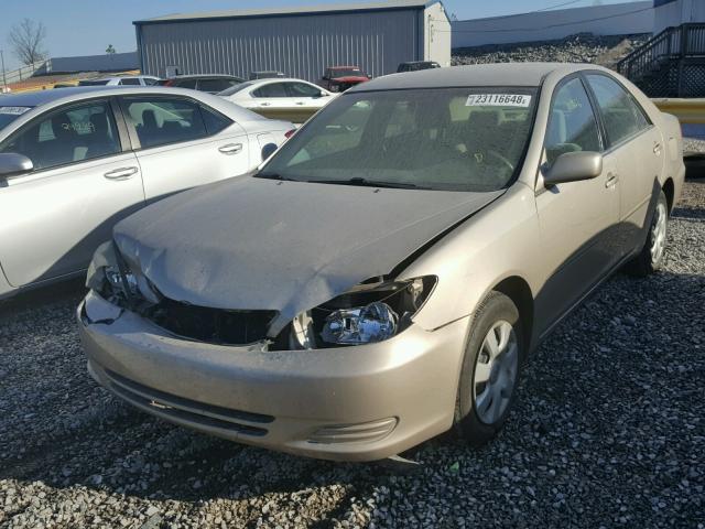 4T1BE32K34U887453 - 2004 TOYOTA CAMRY LE GOLD photo 2