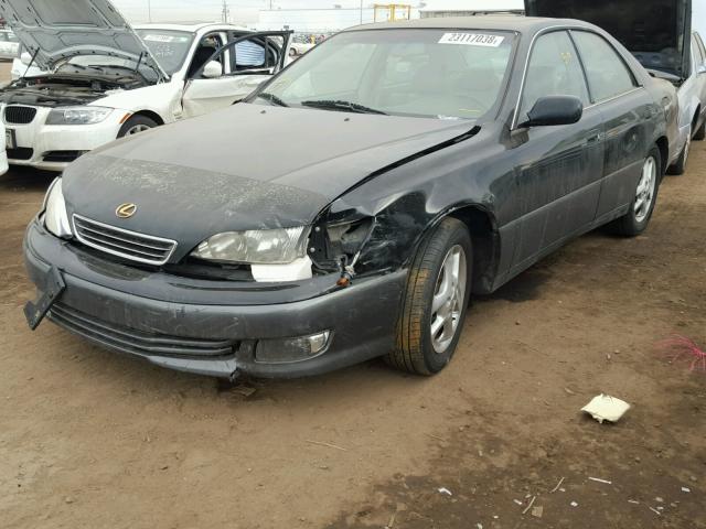 JT8BF28G8Y5078169 - 2000 LEXUS ES 300 BLACK photo 2