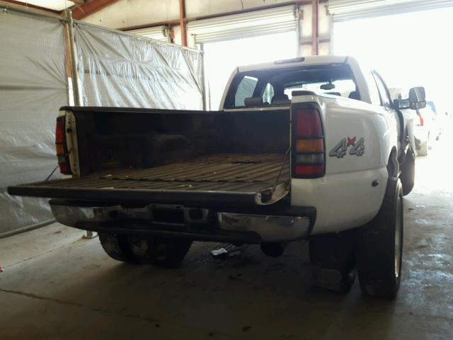 1GCJK33206F104166 - 2006 CHEVROLET SILVERADO WHITE photo 4