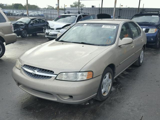 1N4DL01D41C102319 - 2001 NISSAN ALTIMA XE GOLD photo 2