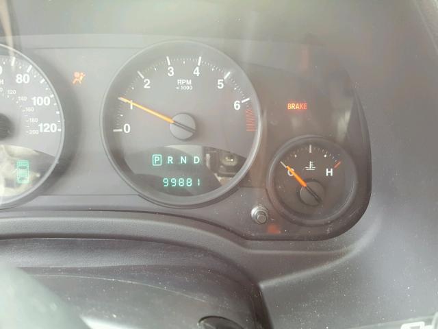 1J4NF1FB9BD136409 - 2011 JEEP COMPASS SP SILVER photo 8