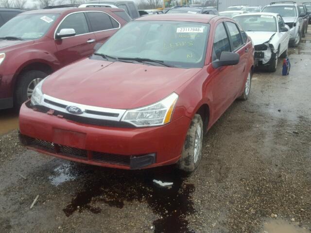 1FAHP35N59W111678 - 2009 FORD FOCUS SE RED photo 2