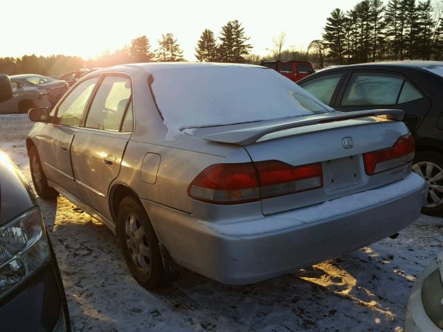 1HGCG55682A026105 - 2002 HONDA ACCORD EX SILVER photo 3