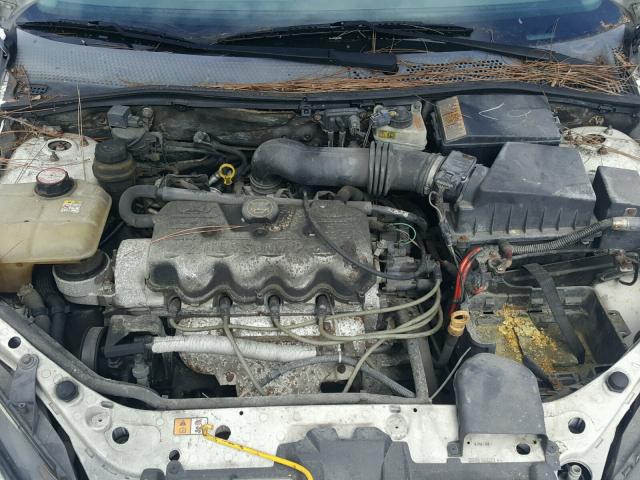 1FAFP33P83W293816 - 2003 FORD FOCUS LX WHITE photo 7