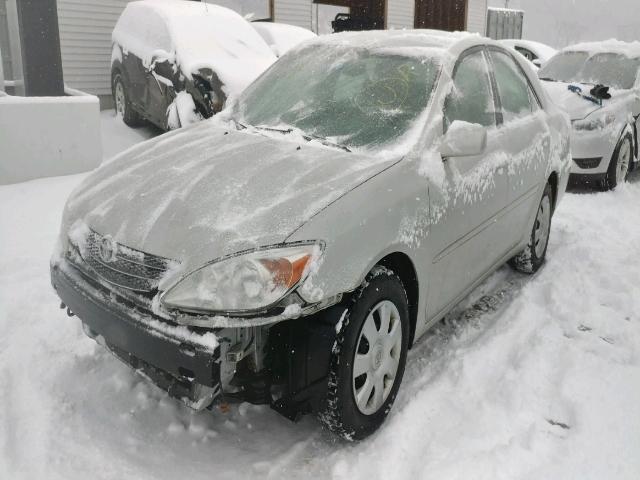 4T1BE32K13U697441 - 2003 TOYOTA CAMRY LE SILVER photo 2