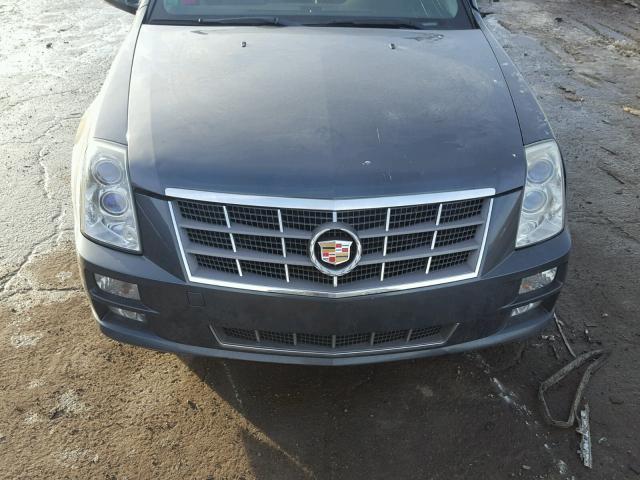 1G6DA67V480200090 - 2008 CADILLAC STS GRAY photo 7