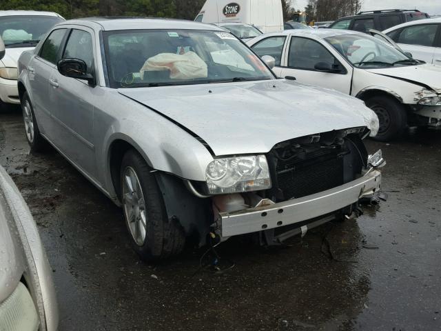 2C3LA43R07H879361 - 2007 CHRYSLER 300 SILVER photo 1