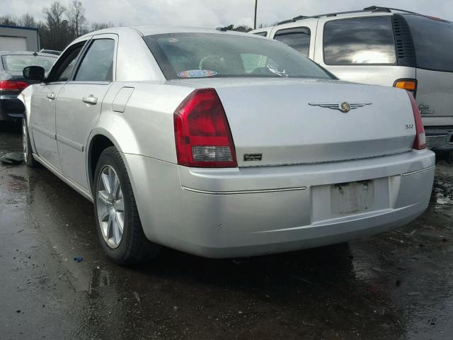 2C3LA43R07H879361 - 2007 CHRYSLER 300 SILVER photo 3