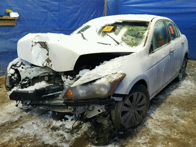 1HGCP3F81CA036738 - 2012 HONDA ACCORD EXL WHITE photo 2