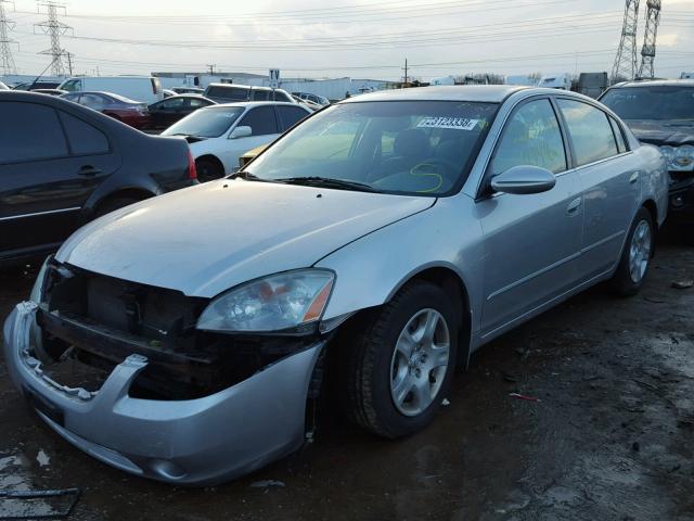 1N4AL11E12C259549 - 2002 NISSAN ALTIMA BAS SILVER photo 2