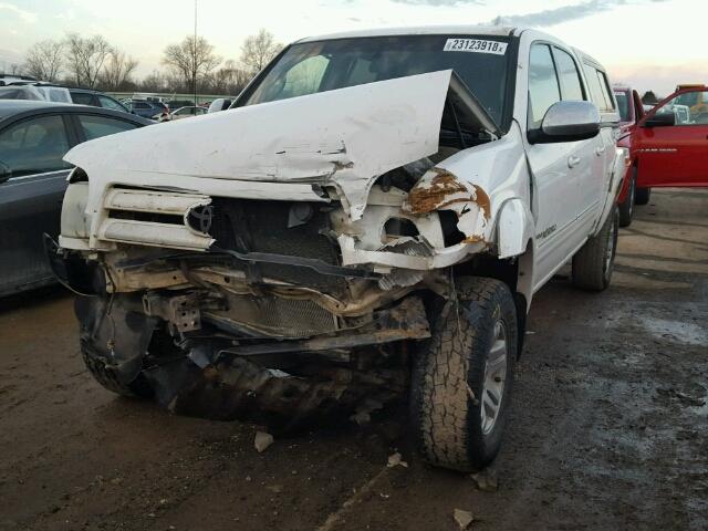 5TBDT44134S439241 - 2004 TOYOTA TUNDRA DOU WHITE photo 2