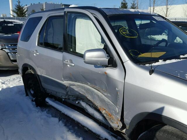 JHLRD789X5C800126 - 2005 HONDA CR-V SE SILVER photo 9