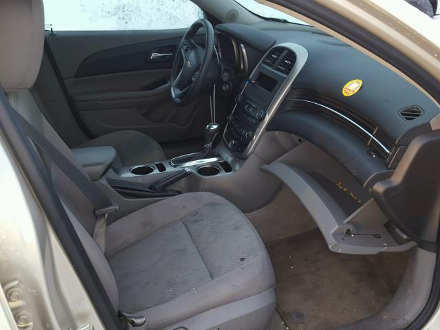 1G11B5SL4EF197853 - 2014 CHEVROLET MALIBU LS ოქროსფერი ფოტო 5