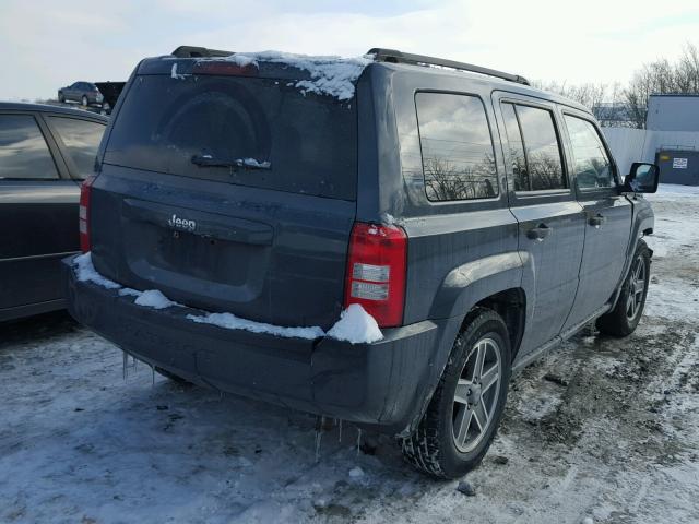 1J8FT28W98D760978 - 2008 JEEP PATRIOT SP GRAY photo 4