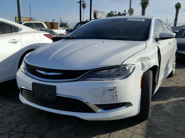 1C3CCCAB0GN169555 - 2016 CHRYSLER 200 LIMITE WHITE photo 2