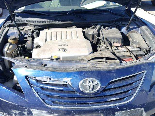 4T1BK46K18U068536 - 2008 TOYOTA CAMRY LE BLUE photo 7