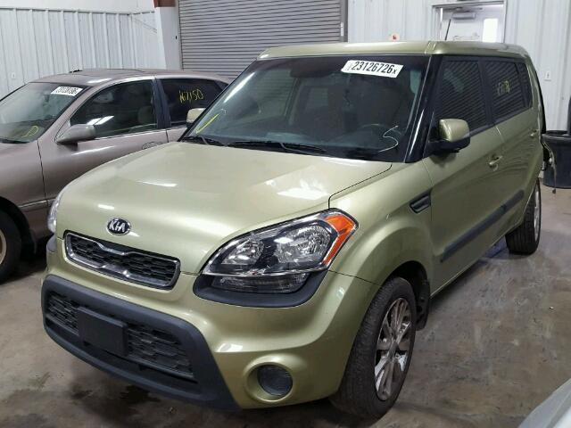 KNDJT2A63D7631154 - 2013 KIA SOUL + GREEN photo 2