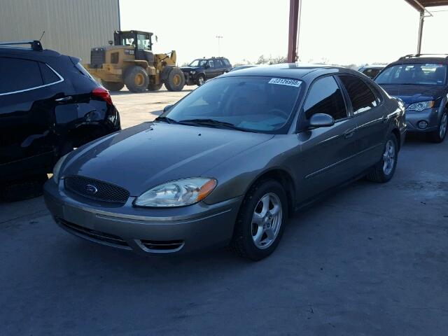 1FAFP53U34A132726 - 2004 FORD TAURUS SE TAN photo 2