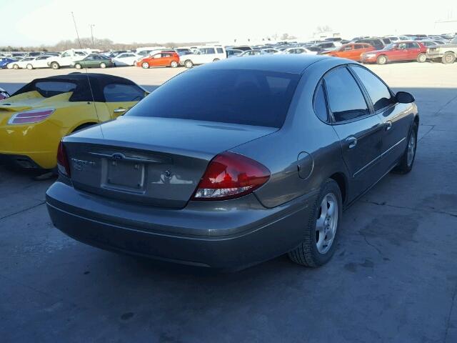 1FAFP53U34A132726 - 2004 FORD TAURUS SE TAN photo 4