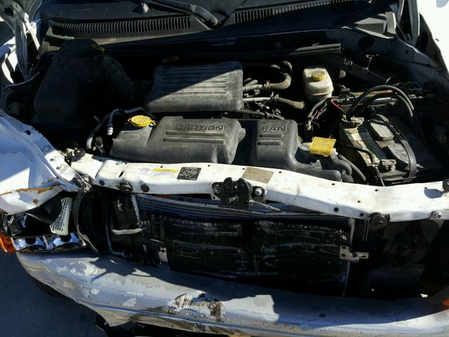 1B7HL48N82S542617 - 2002 DODGE DAKOTA QUA WHITE photo 7