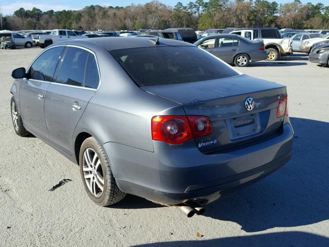 3VWDF71K45M606587 - 2005 VOLKSWAGEN NEW JETTA GRAY photo 3