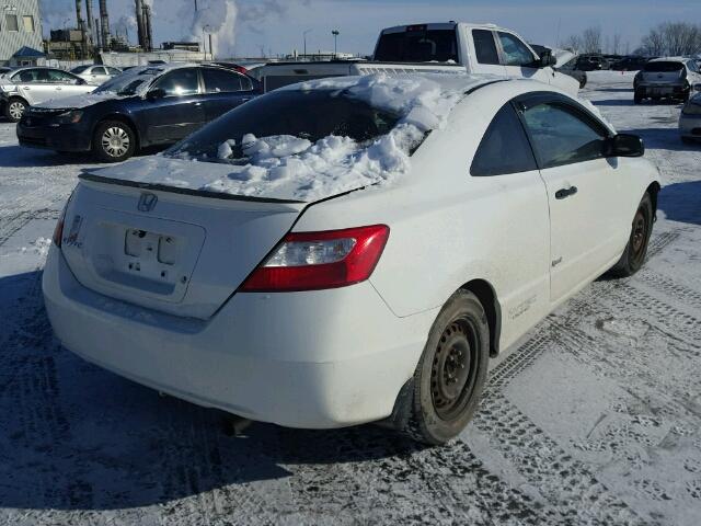 2HGFG11228H014079 - 2008 HONDA CIVIC DX WHITE photo 4