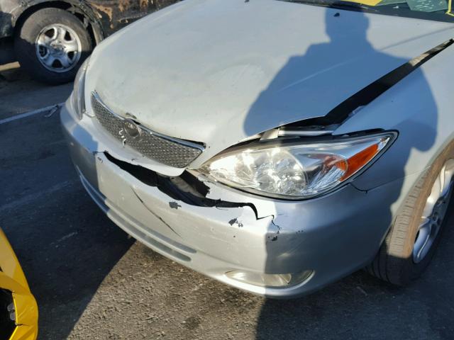 4T1BE32K34U291677 - 2004 TOYOTA CAMRY LE GRAY photo 9
