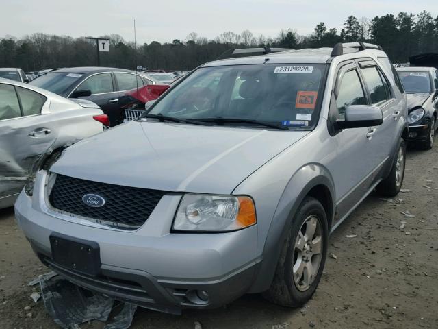 1FMZK02135GA17876 - 2005 FORD FREESTYLE SILVER photo 2