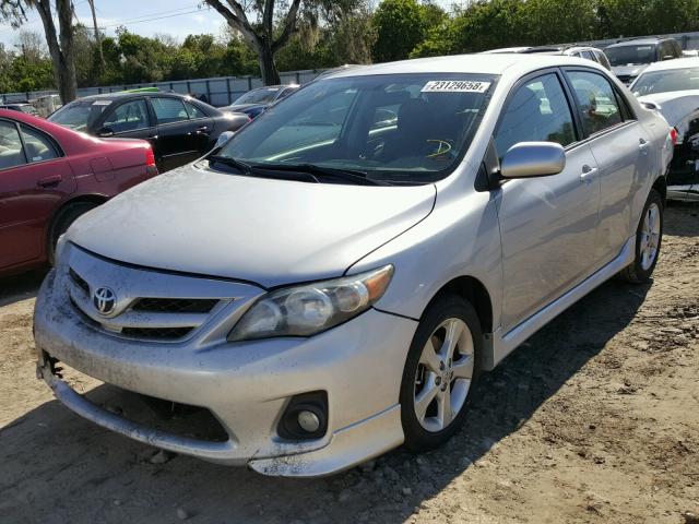 2T1BU4EE7BC672123 - 2011 TOYOTA COROLLA BA SILVER photo 2