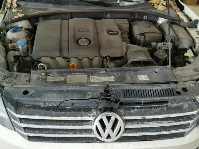 1VWBH7A38CC053158 - 2012 VOLKSWAGEN PASSAT SE WHITE photo 7