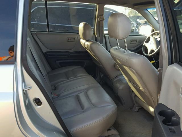 JTEGD21A120023842 - 2002 TOYOTA HIGHLANDER GRAY photo 6