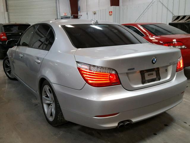 WBANU5C59AC366132 - 2010 BMW 528 I SILVER photo 3