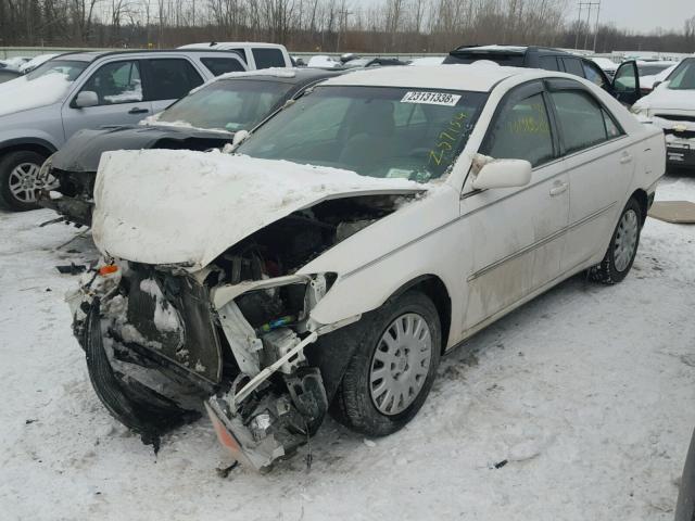 4T1BE30K63U214559 - 2003 TOYOTA CAMRY LE WHITE photo 2