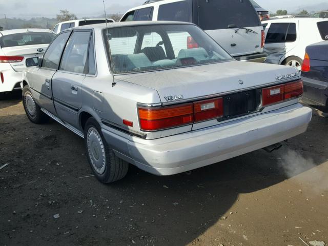 JT2VV22E1J0005844 - 1988 TOYOTA CAMRY LE SILVER photo 3