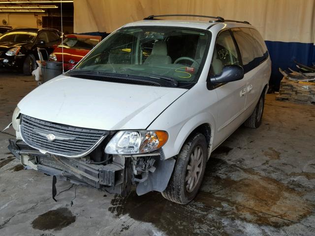 2C4GP74L43R228648 - 2003 CHRYSLER TOWN & COU WHITE photo 2