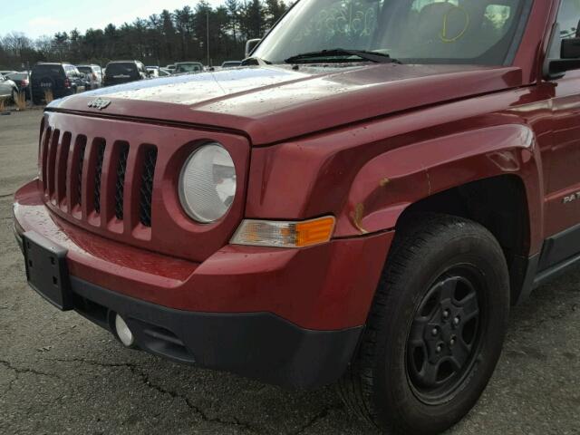 1C4NJRBB8CD617620 - 2012 JEEP PATRIOT SP RED photo 9