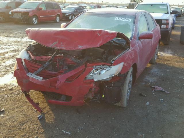 4T4BE46K59R077013 - 2009 TOYOTA CAMRY BASE RED photo 2