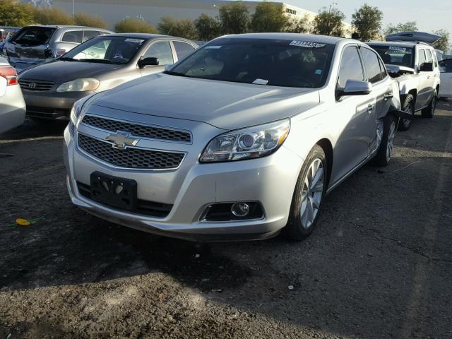 1G11H5SA1DF311092 - 2013 CHEVROLET MALIBU LTZ 银色 照片 2