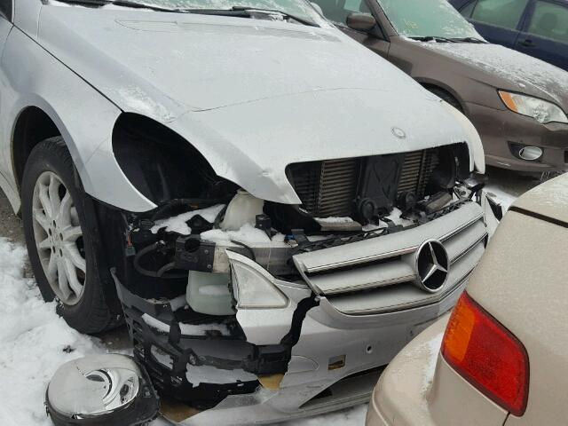 4JGCB22E28A083962 - 2008 MERCEDES-BENZ R 320 CDI SILVER photo 9