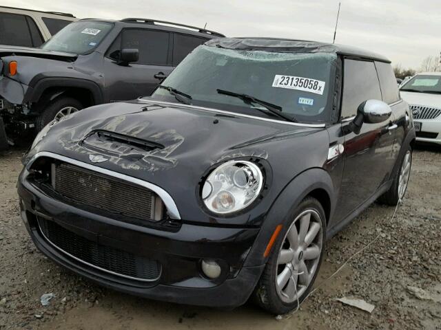 WMWMF7C50ATZ72940 - 2010 MINI COOPER S BLACK photo 2