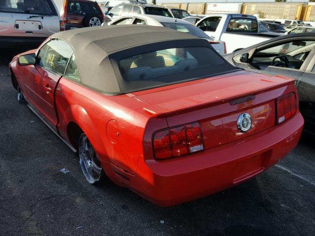 1ZVHT84NX85169405 - 2008 FORD MUSTANG RED photo 3