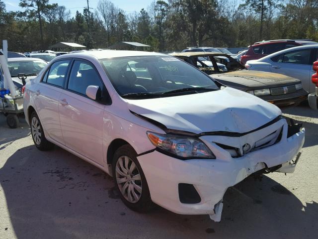 2T1BU4EE0CC766698 - 2012 TOYOTA COROLLA BA WHITE photo 1