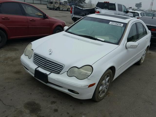 WDBRF64J81F112702 - 2001 MERCEDES-BENZ C 320 WHITE photo 2